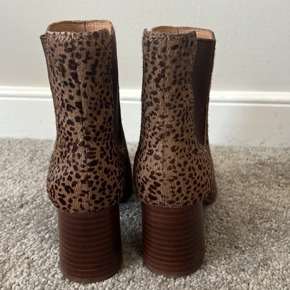 Madewell Laura Chelsea Boot in Spotted Calf Hair - Picture 8 of 10